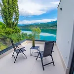 Royal Terrace Daire Konjic