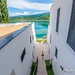Royal Terrace Daire *