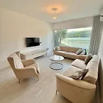 Royal Terrace *