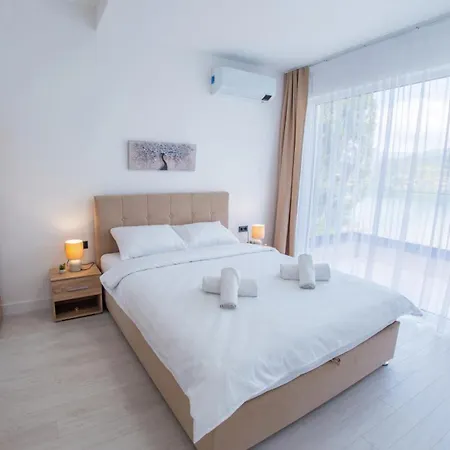 아파트 Royal Terrace 코니츠