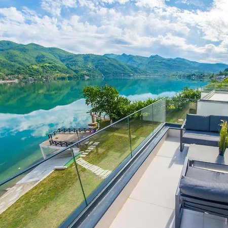 아파트 Royal Terrace *