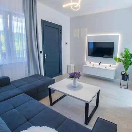 Royal Terrace Apartament *