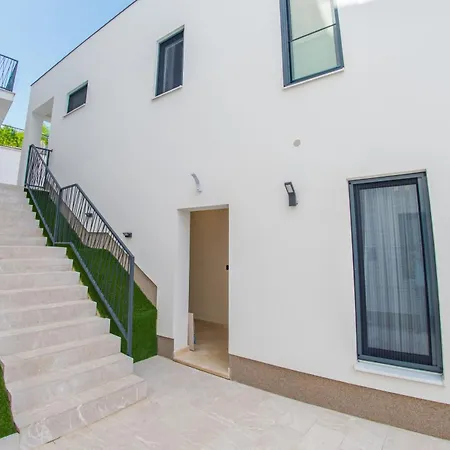 Royal Terrace Daire *