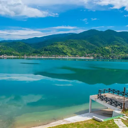 아파트 Royal Terrace