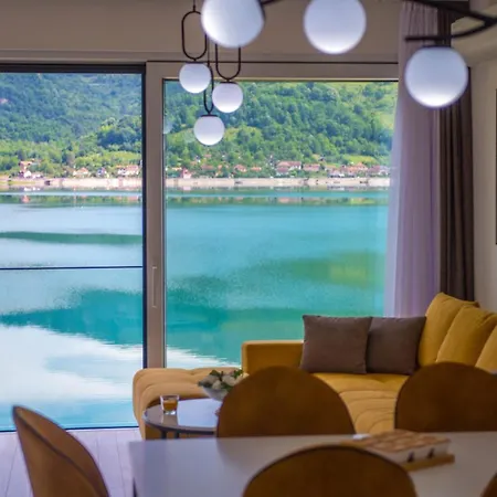 Royal Terrace * Konjic