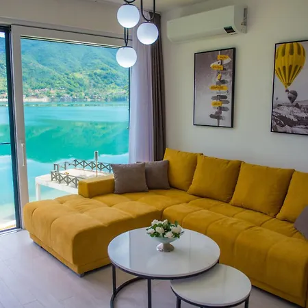 Royal Terrace * Konjic