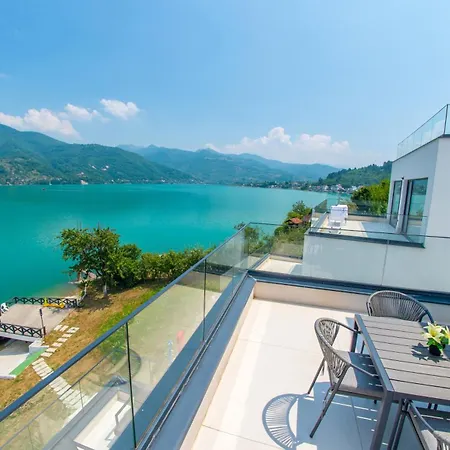 Apartment Royal Terrace