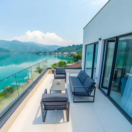 Royal Terrace *